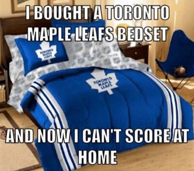 MapleLeafsBedSet.thumb.jpg.c8ecb01900abd5fa63f4d1c6b1cb0503.jpg