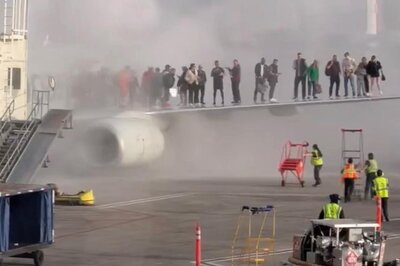 AmericanAirlines_DenverFirePassengersOnWing31325.thumb.jpg.fab91fb3ca67a9ee1f8465c7c8991865.jpg